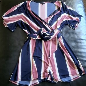 Express Stripped Romper. (L)